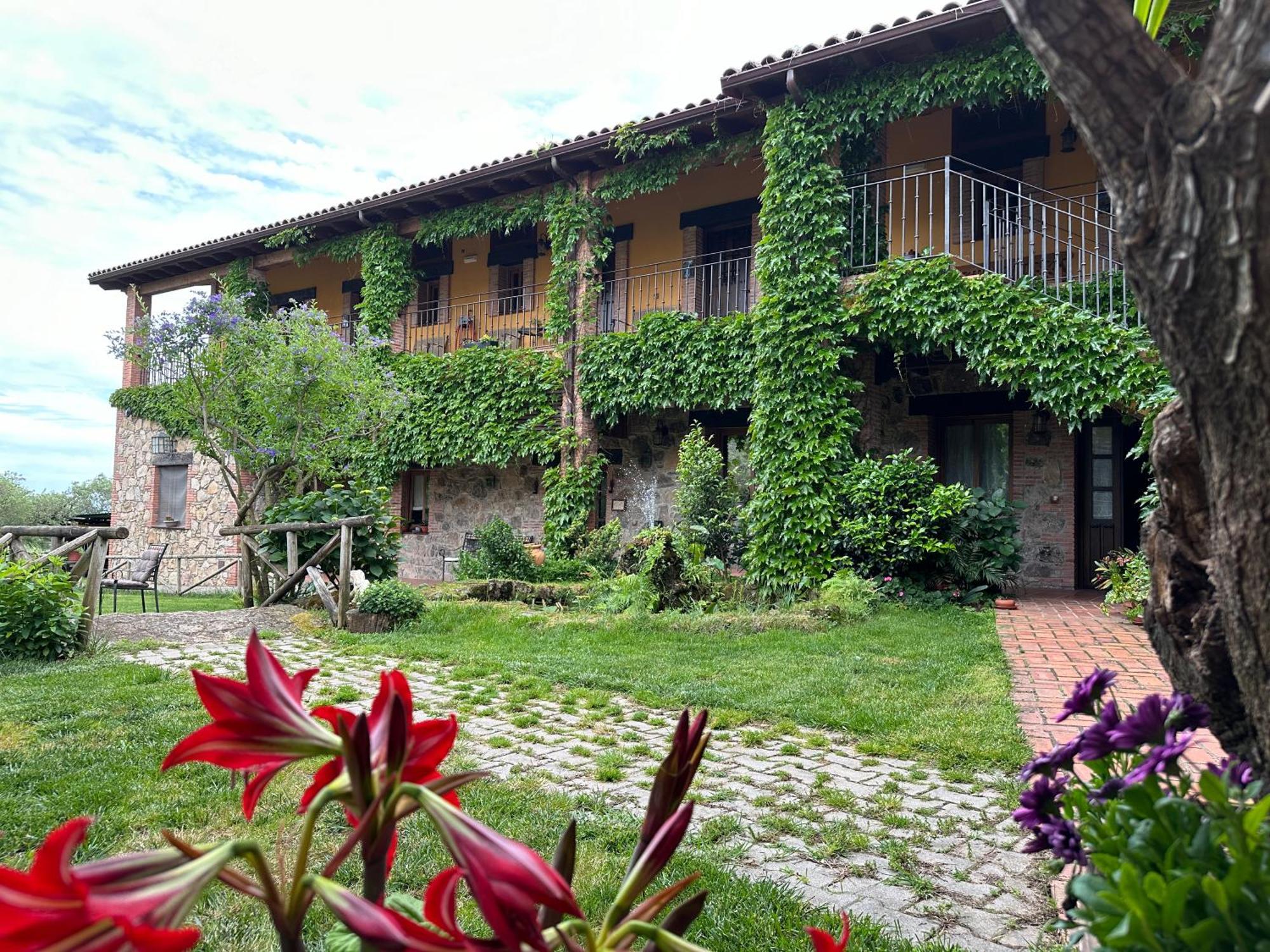 Hotel Rural La Covacha 罗萨蒂拉维拉 外观 照片